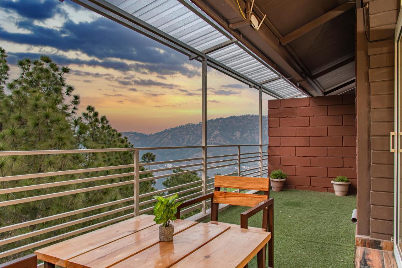 カソーリ Hillcrest Heights Bed & Breakfast エクステリア 写真