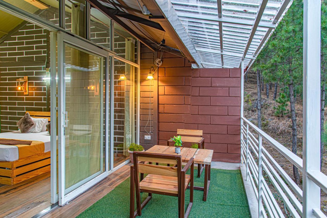 カソーリ Hillcrest Heights Bed & Breakfast エクステリア 写真