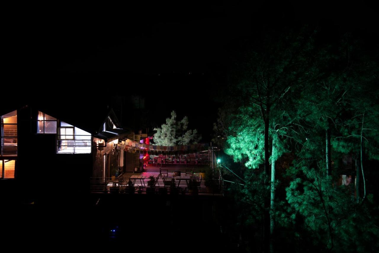 カソーリ Hillcrest Heights Bed & Breakfast エクステリア 写真