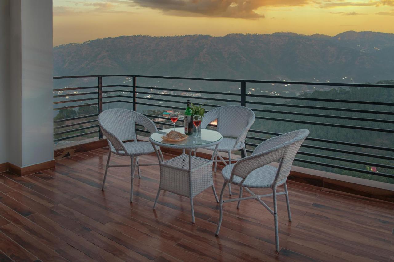 カソーリ Hillcrest Heights Bed & Breakfast エクステリア 写真