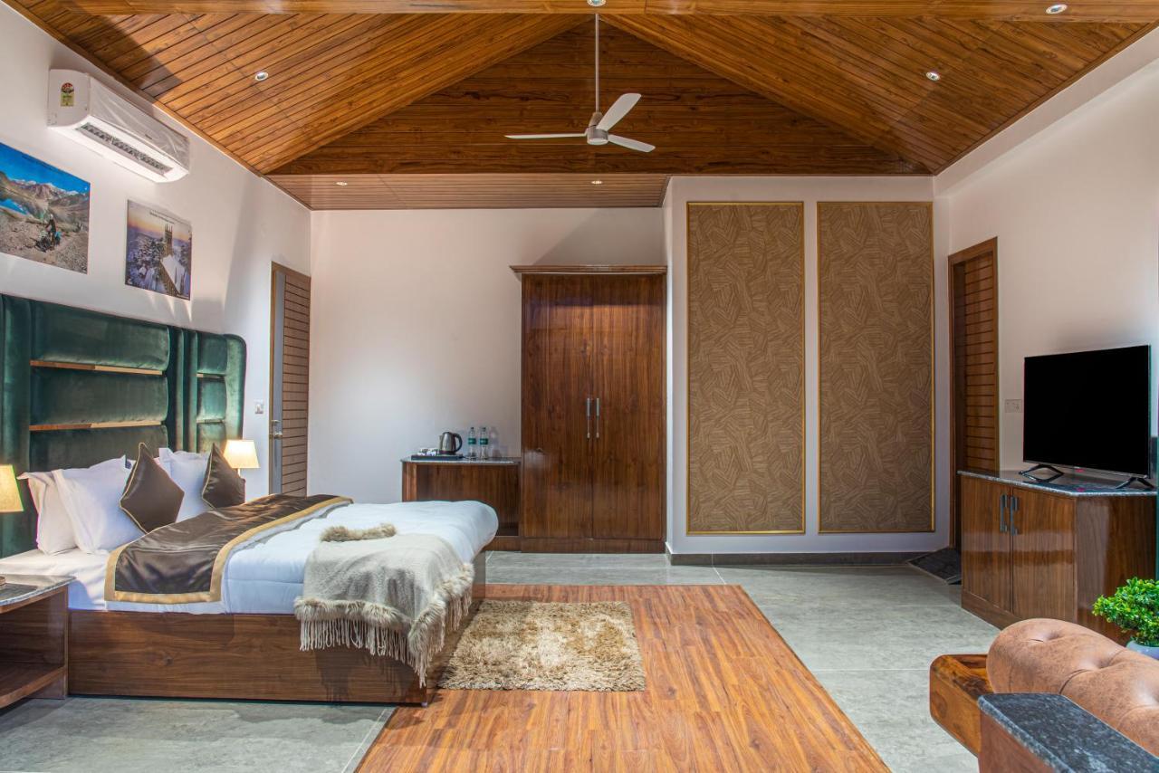 カソーリ Hillcrest Heights Bed & Breakfast エクステリア 写真