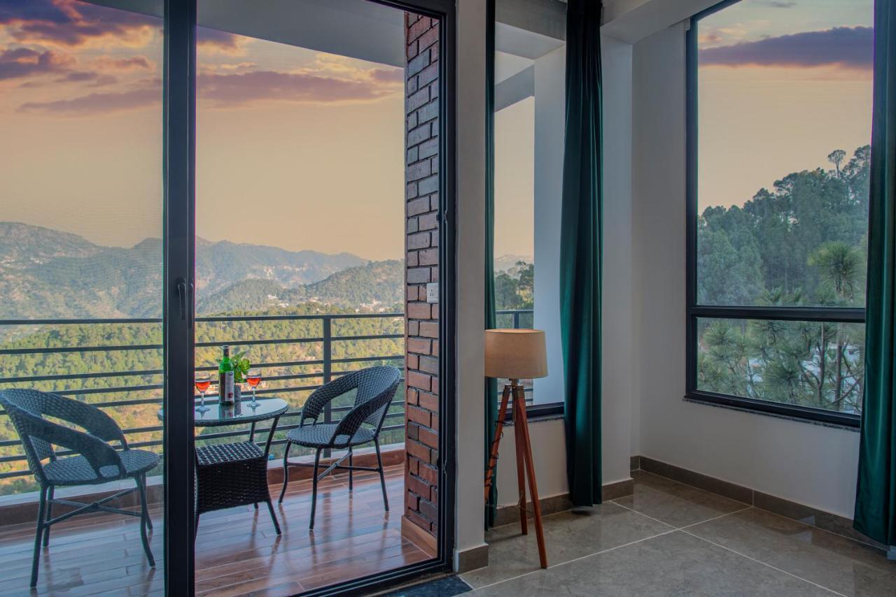 カソーリ Hillcrest Heights Bed & Breakfast エクステリア 写真
